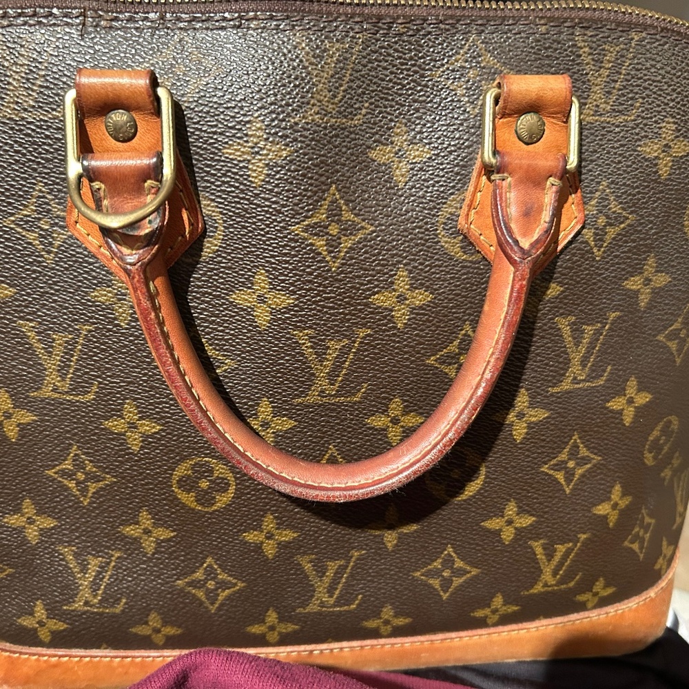 Authentic Louis Vuitton ALMA pm monogram - Picture 13 of 13